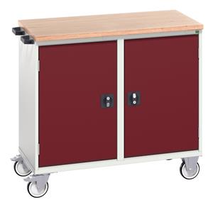 16927141.** verso maintenance trolley with 2 doors, 2 shelves and mpx top. WxDxH: 1050x600x980mm. RAL 7035/5010 or selected